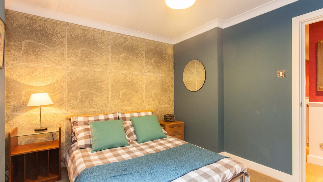 Photo of Bedroom in Queenhithe