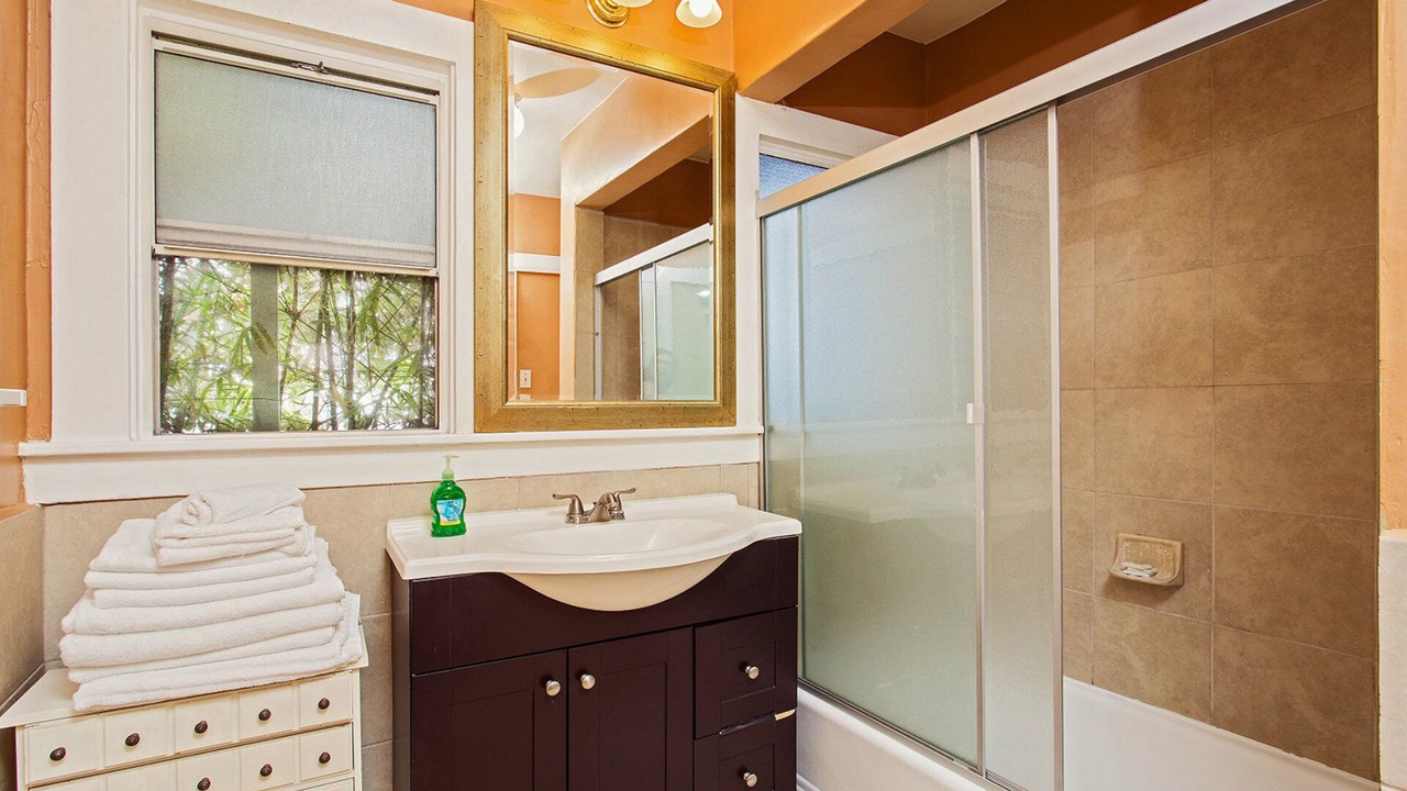 Photo of Bathroom in Hollywood
