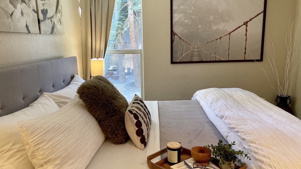 Photo of Bedroom in Mammoth Lakes