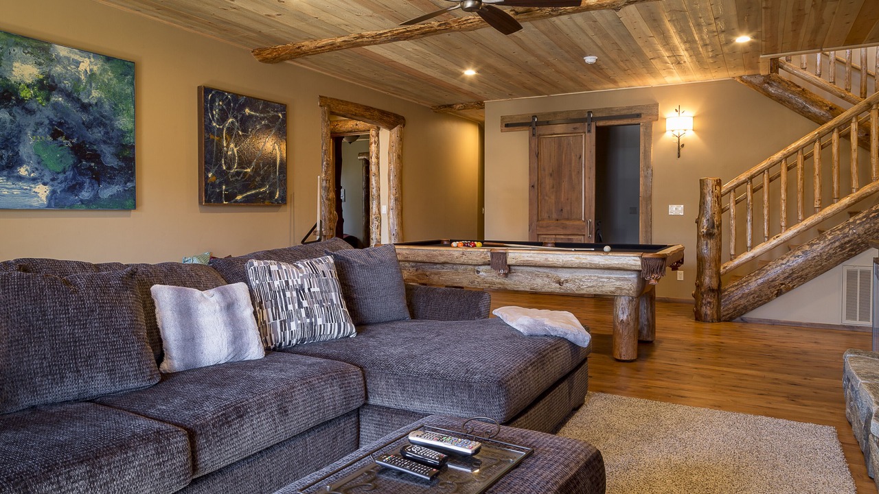 Photo of Livingroom in Upper Moonridge
