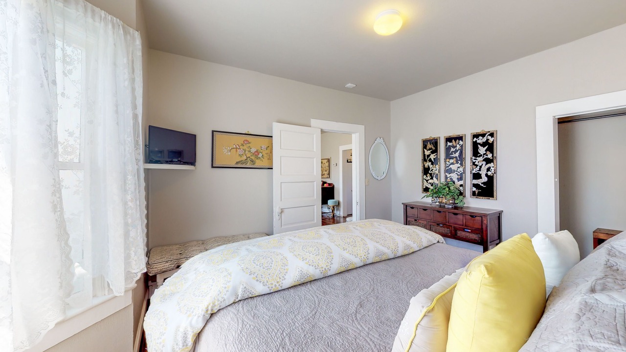 Photo of Bedroom in Arcata