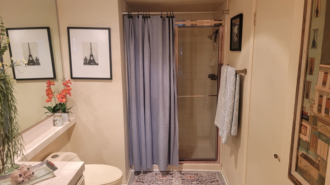 Photo of Bathroom in Downtown Palm Springs