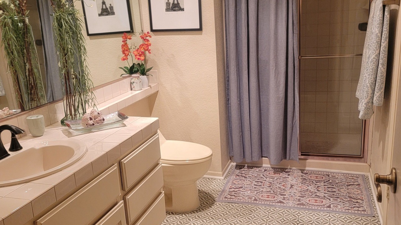 Photo of Bathroom in Downtown Palm Springs