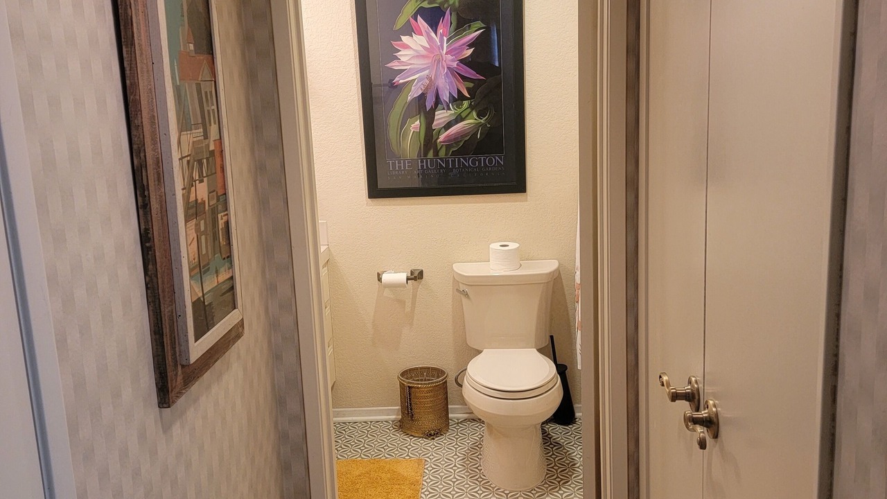Photo of Bathroom in Downtown Palm Springs