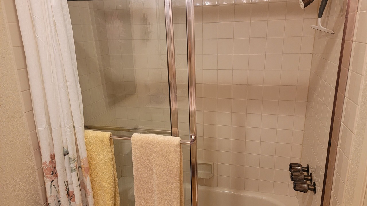 Photo of Bathroom in Downtown Palm Springs