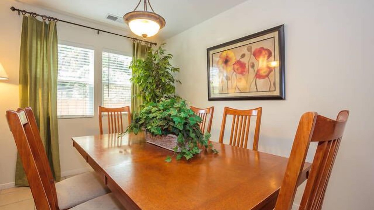 Photo of Livingroom in Whittier