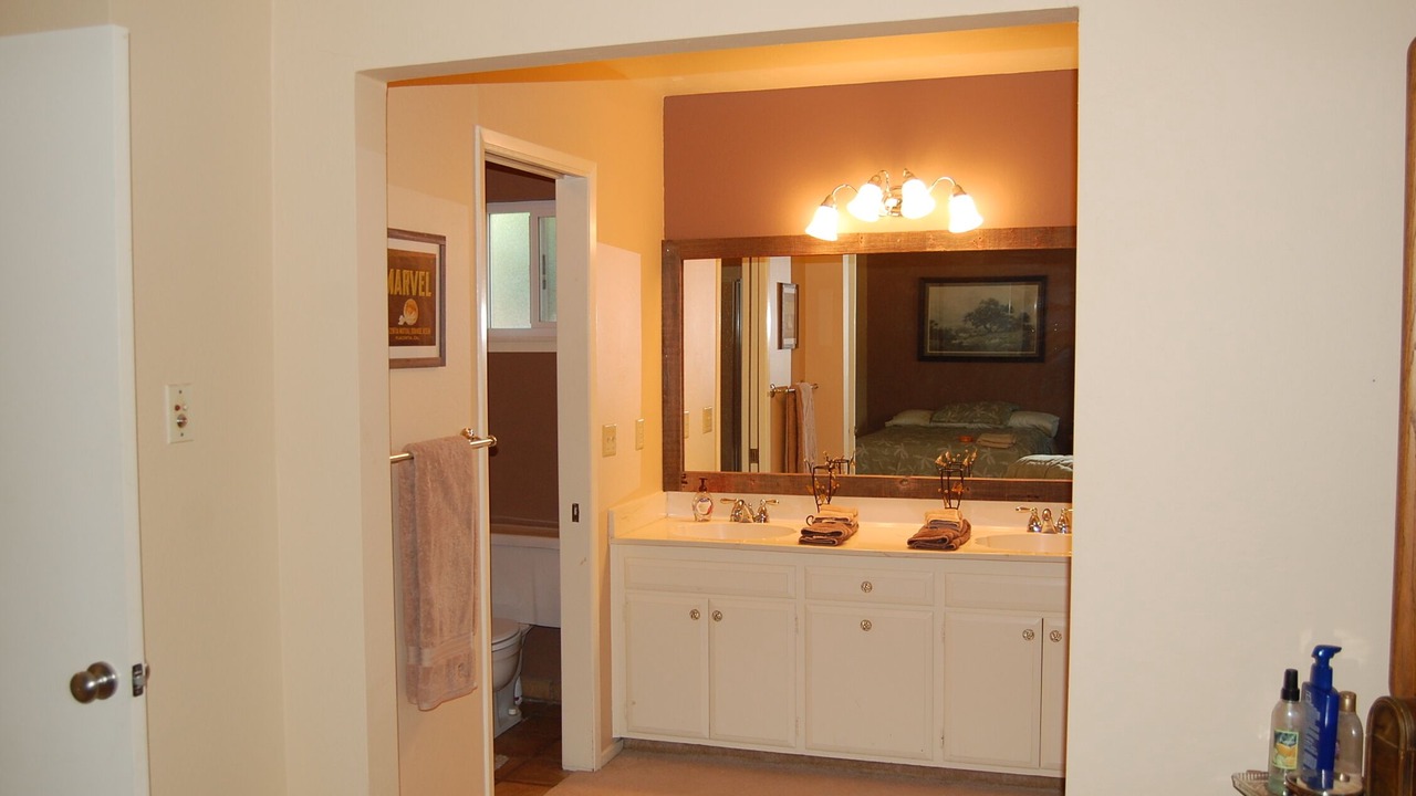 Photo of Bathroom in Springville