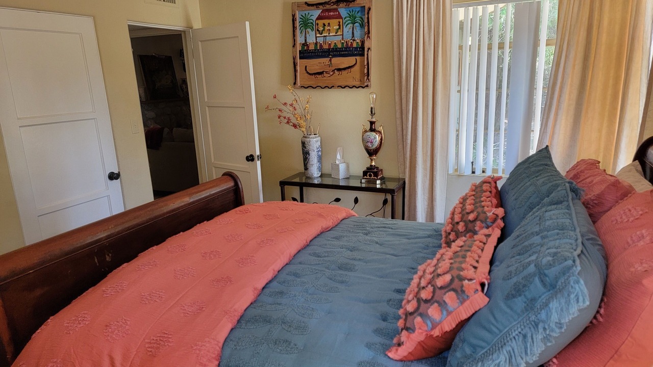 Photo of Bedroom in Tahquitz River Estates