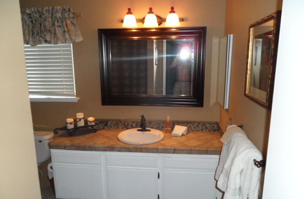 Photo of Bathroom in La Sierra Hills
