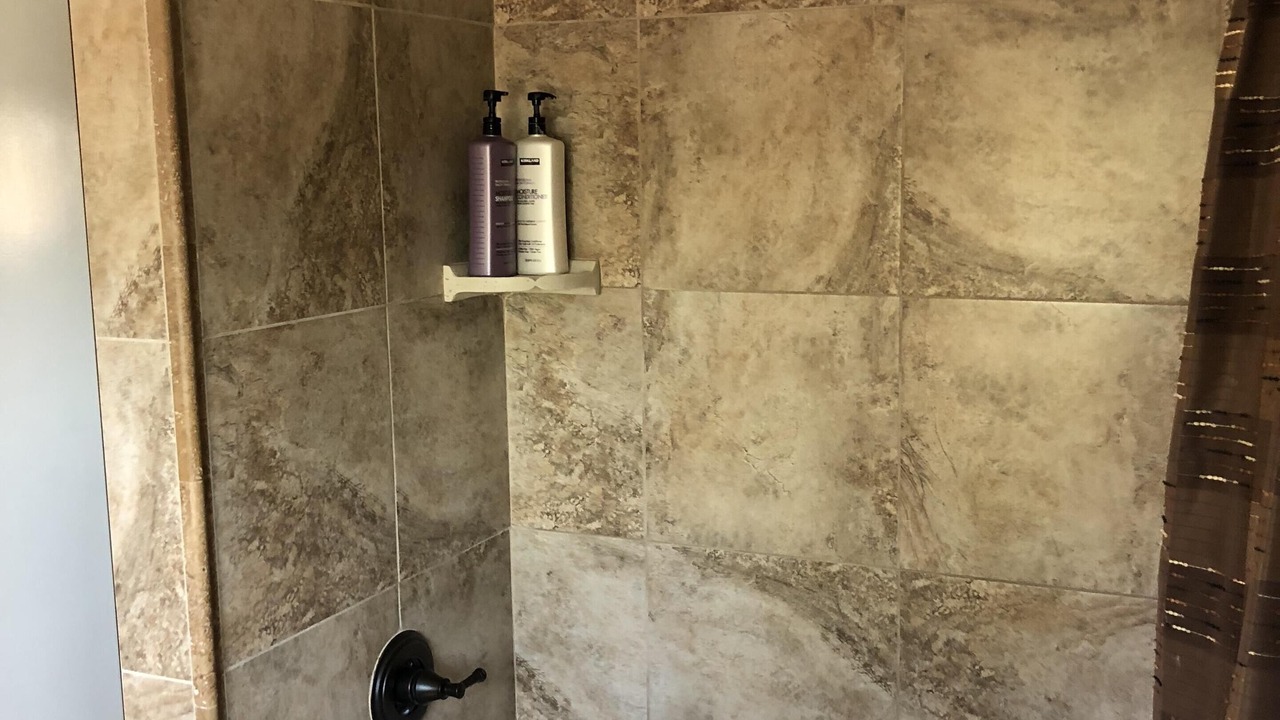 Photo of Bathroom in La Sierra Hills