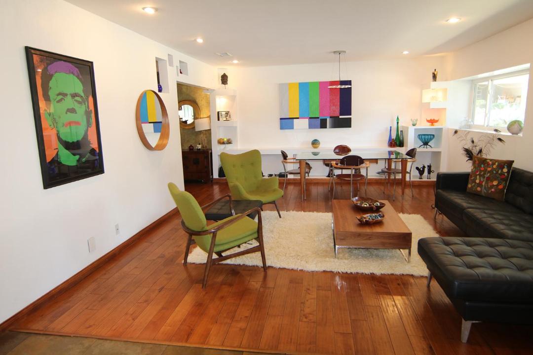Photo of Livingroom in Fullerton
