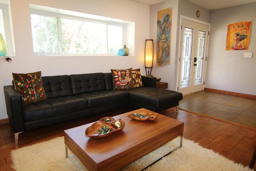 Photo of Livingroom in Fullerton