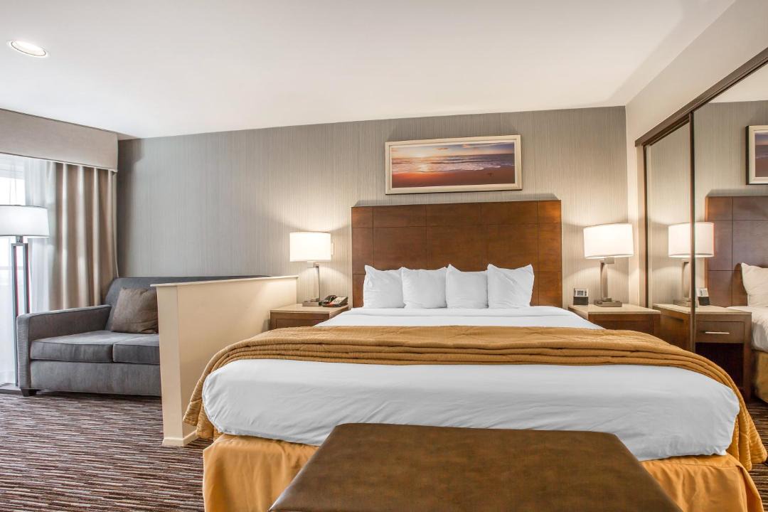 Photo of Bedroom in Hermosa Beach