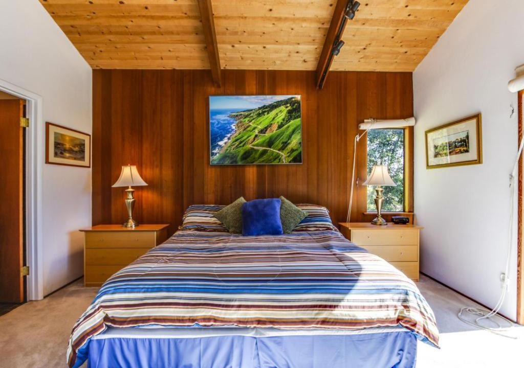 Photo of Bedroom in Sea Ranch
