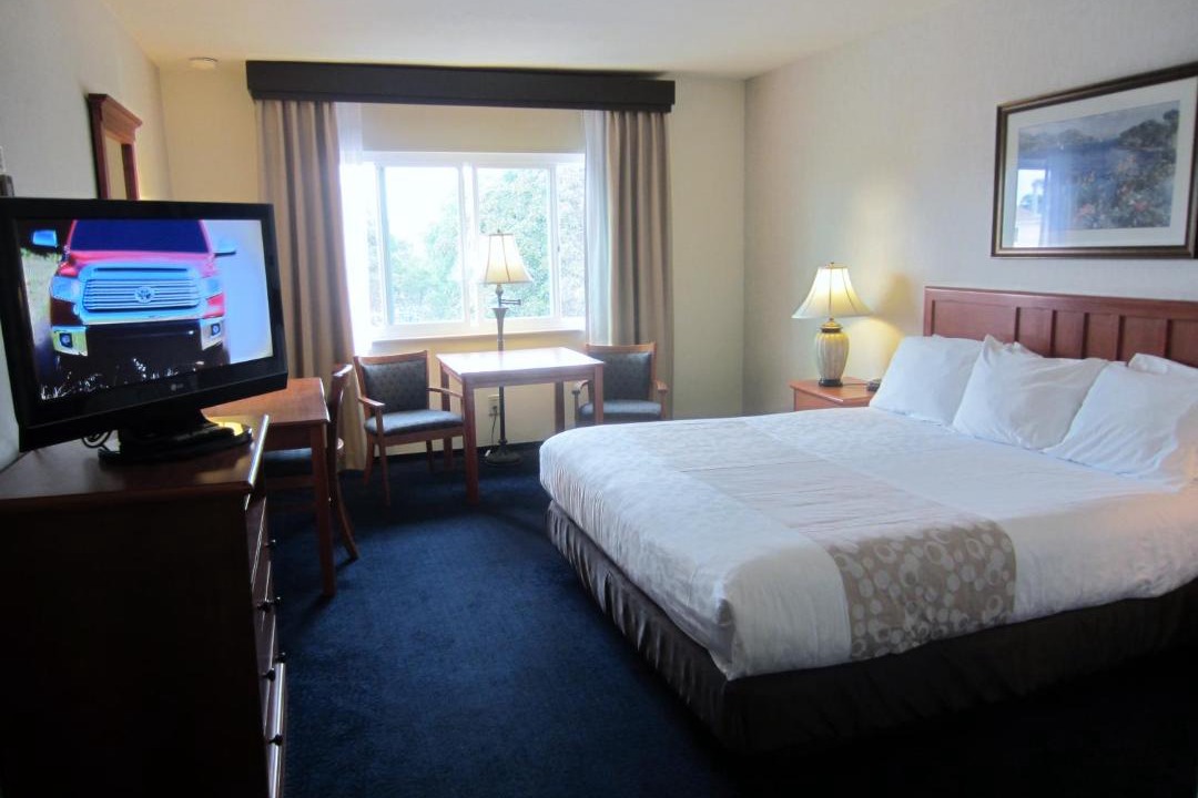 Photo of Bedroom in Newport Shores