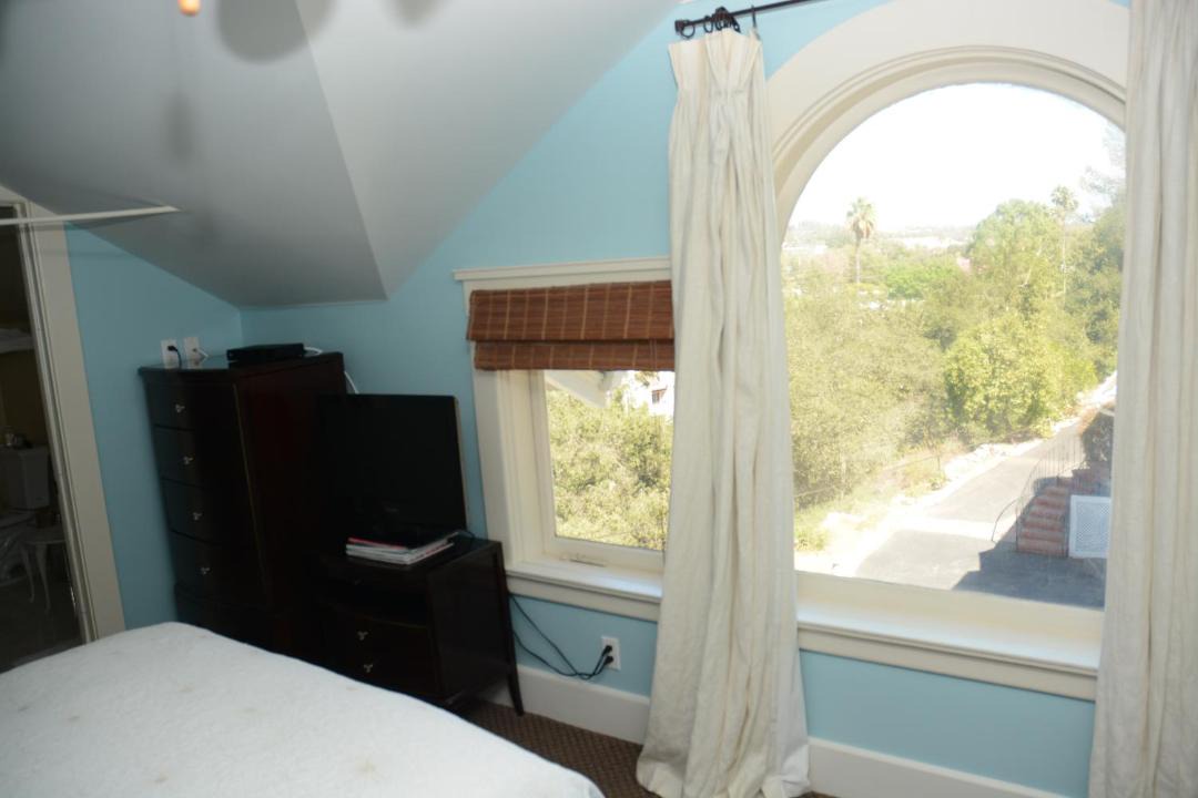 Photo of Bedroom in South Pasadena