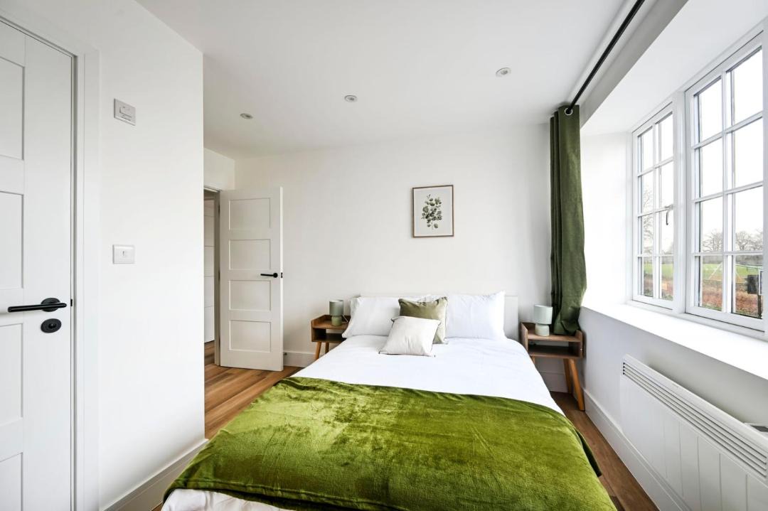 Photo of Bedroom in Hampton Wick