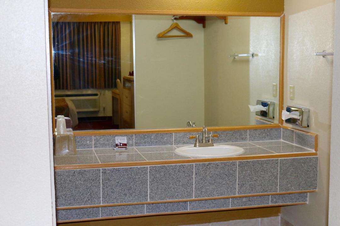 Photo of Bathroom in Barstow