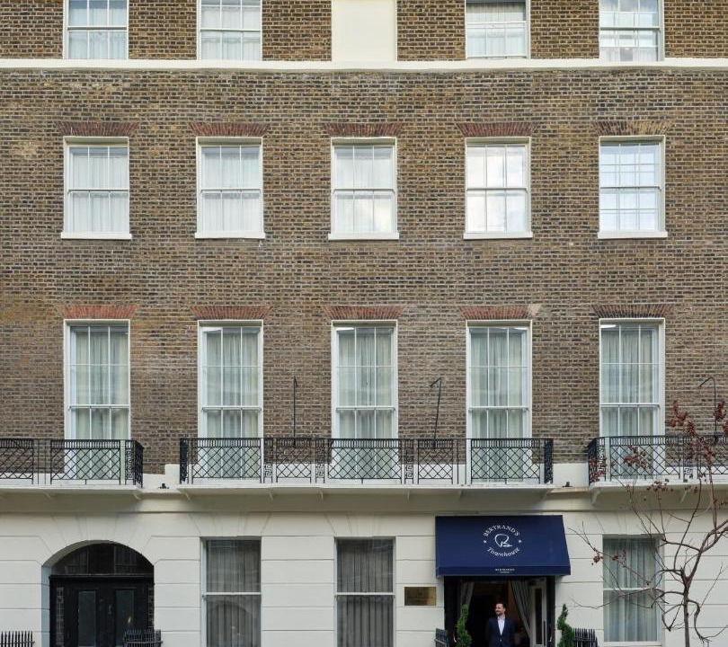 Photo of Others in Bloomsbury