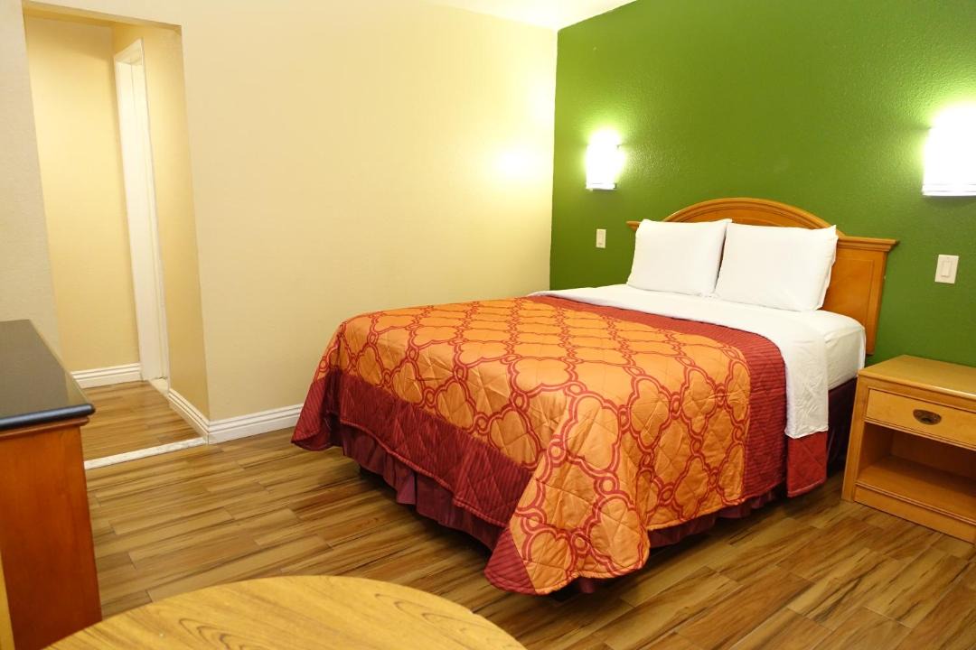 Photo of Bedroom in Garden Grove