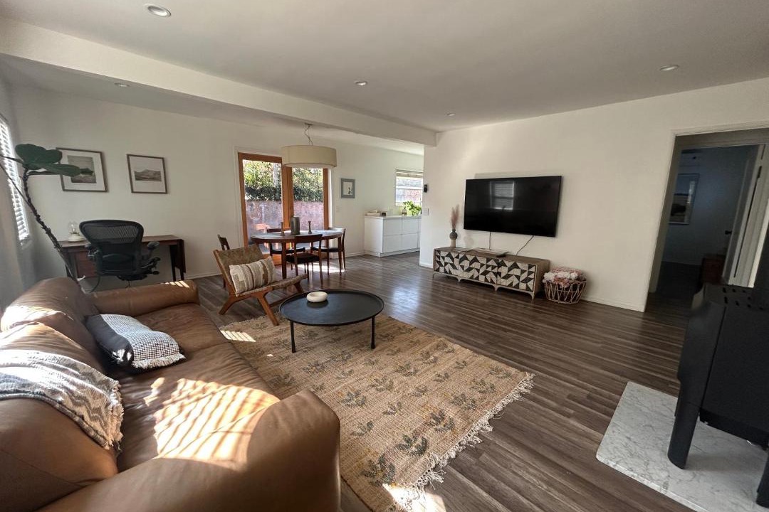 Photo of Livingroom in Sawtelle