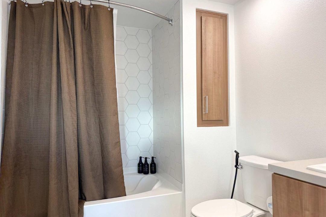 Photo of Bathroom in Lyon Street