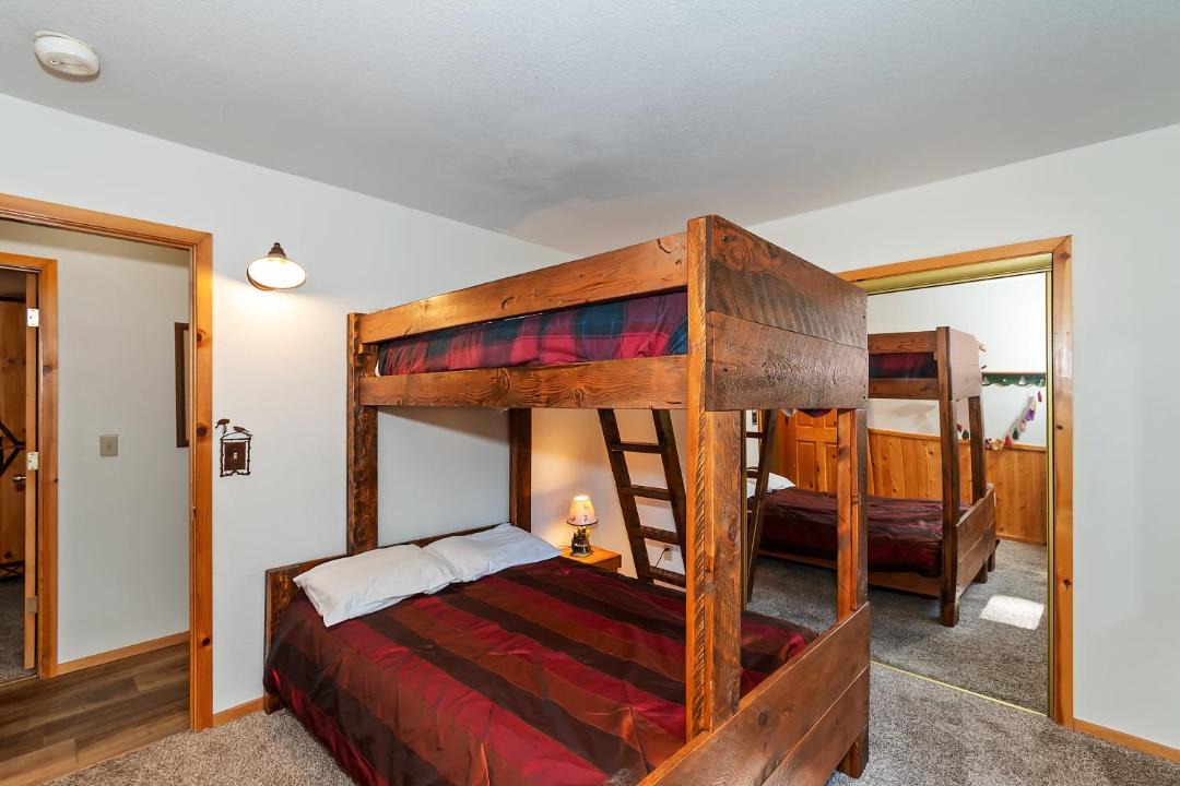 Photo of Bedroom in Eagle Mountain Estates