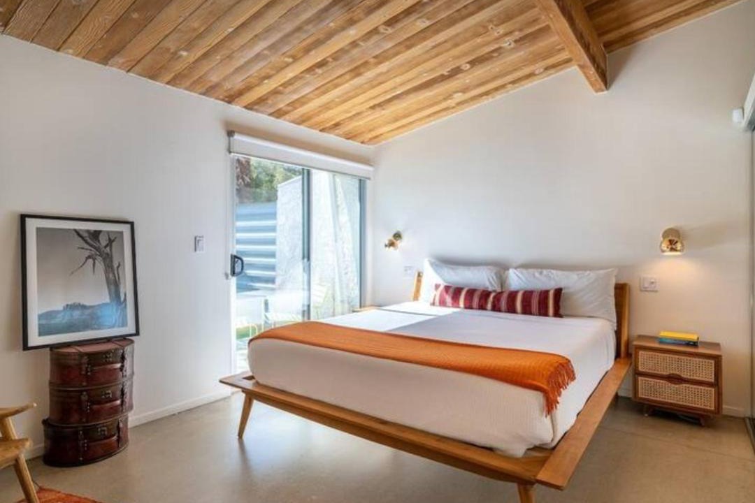 Photo of Bedroom in Racquet Club Estates