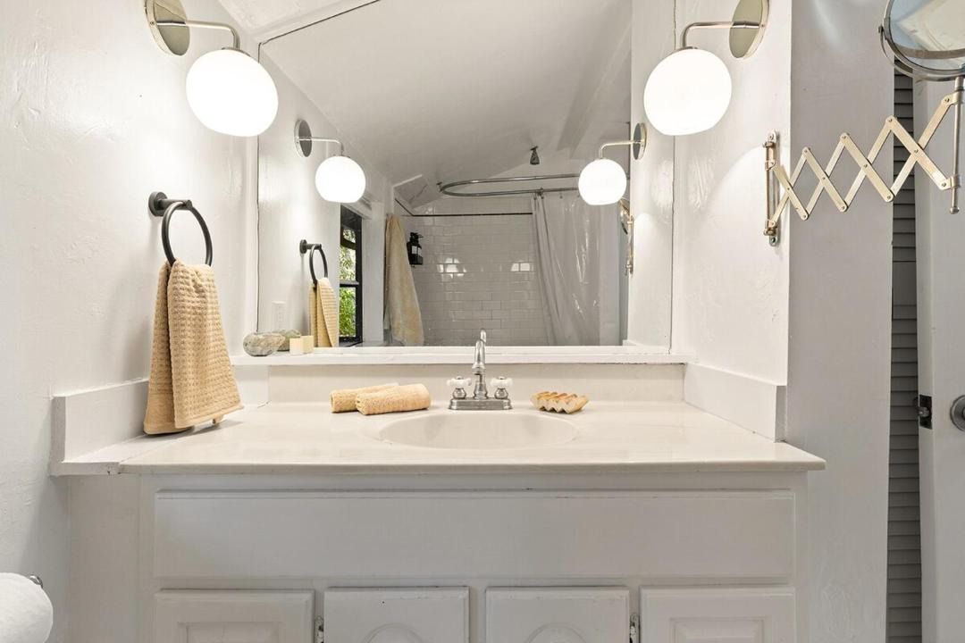 Photo of Bathroom in Topanga