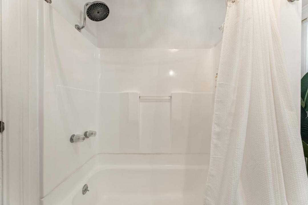 Photo of Bathroom in Wilshire
