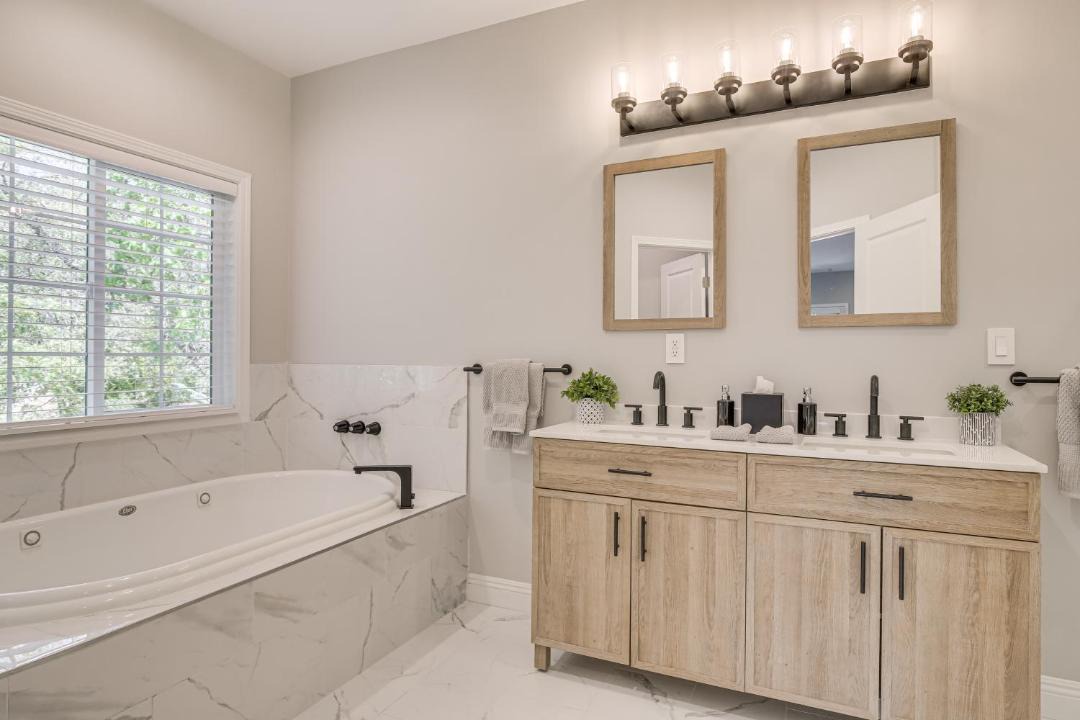 Photo of Bathroom in Lake Arrowhead
