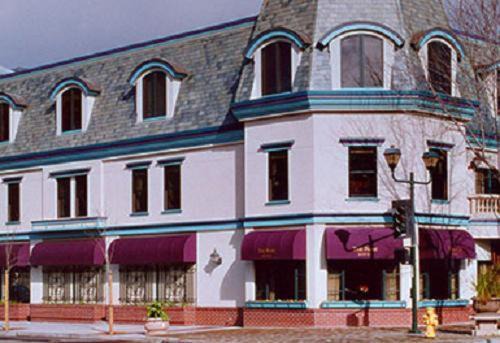 Photo of Buildings in Pleasanton