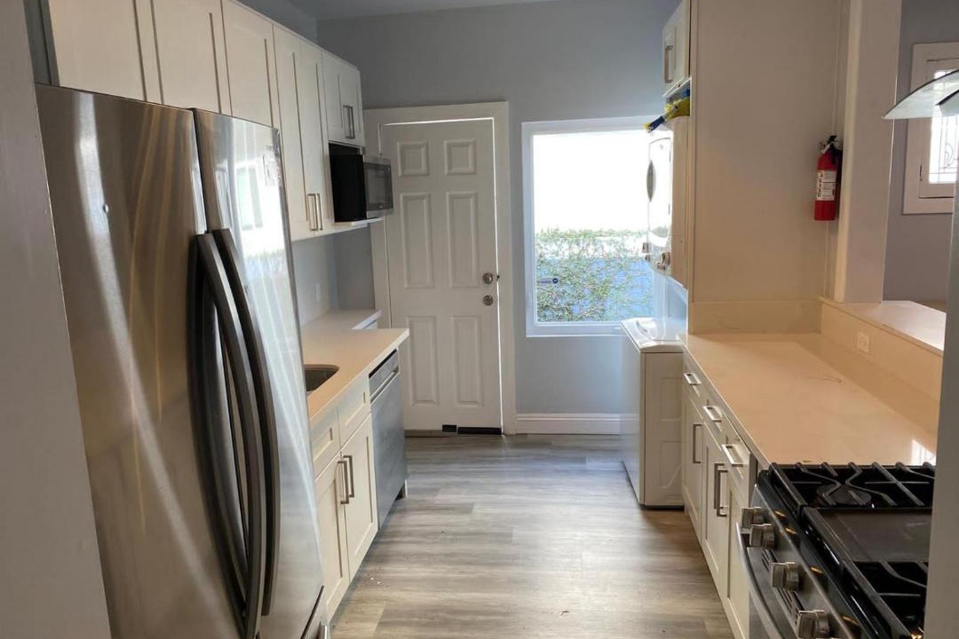 Photo of Kitchen in Pico - Robertson