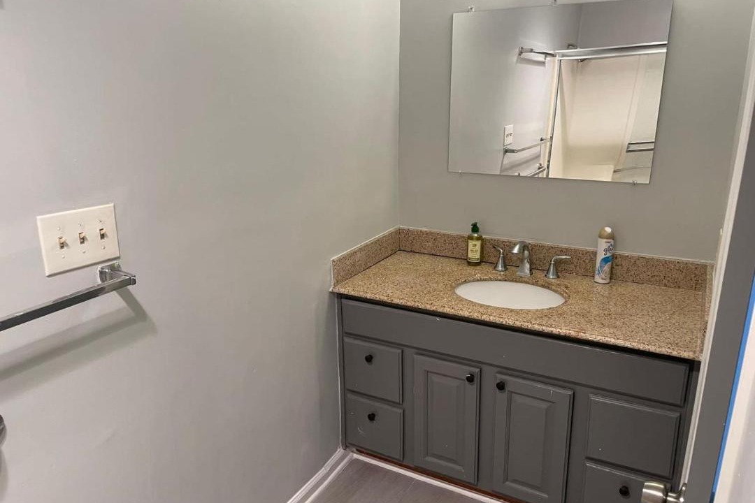 Photo of Bathroom in Pico - Robertson
