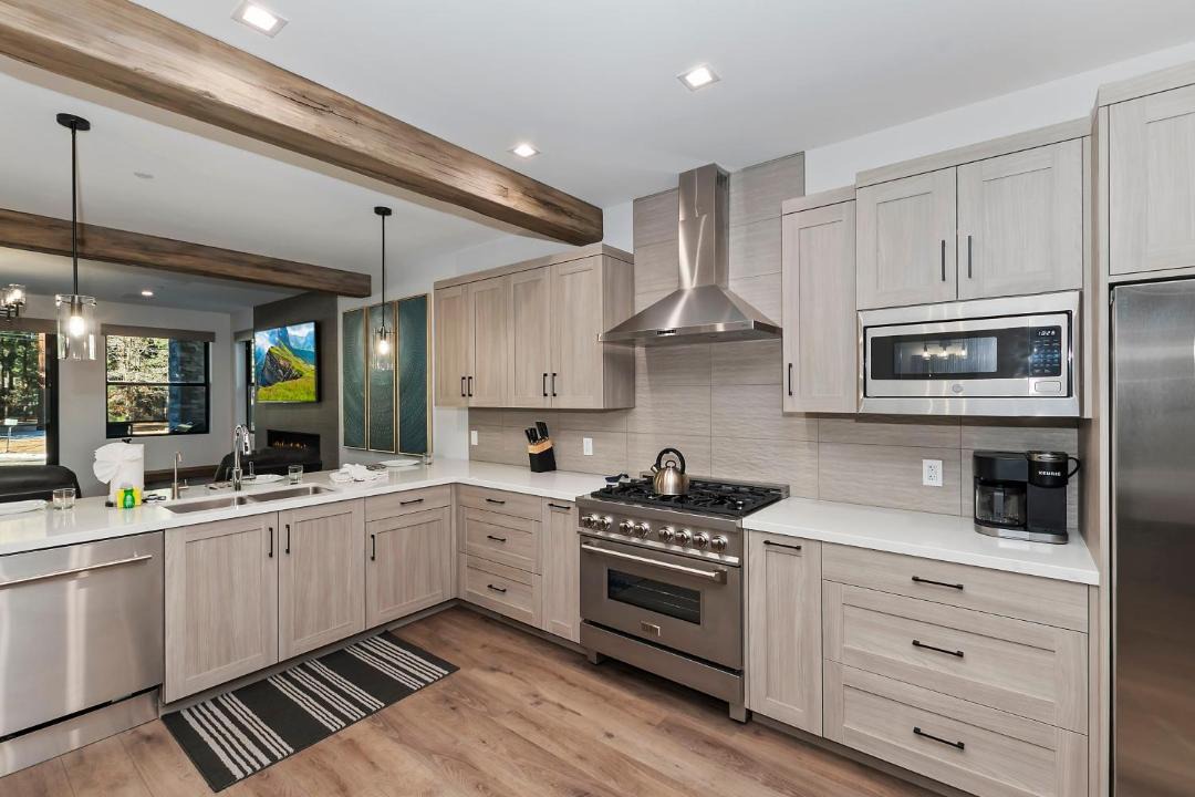 Photo of Kitchen in Summit Estates