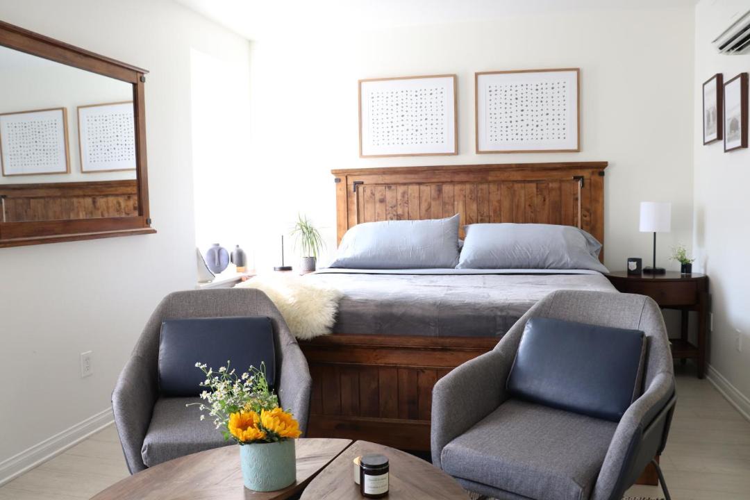 Photo of Bedroom in Downtown