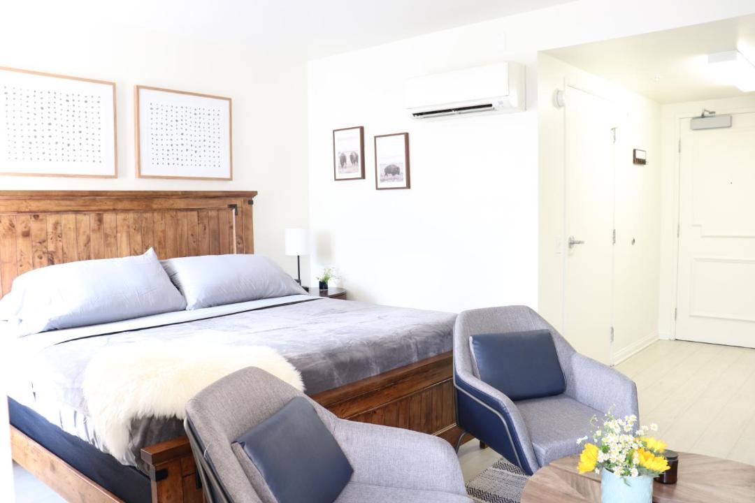 Photo of Bedroom in Downtown