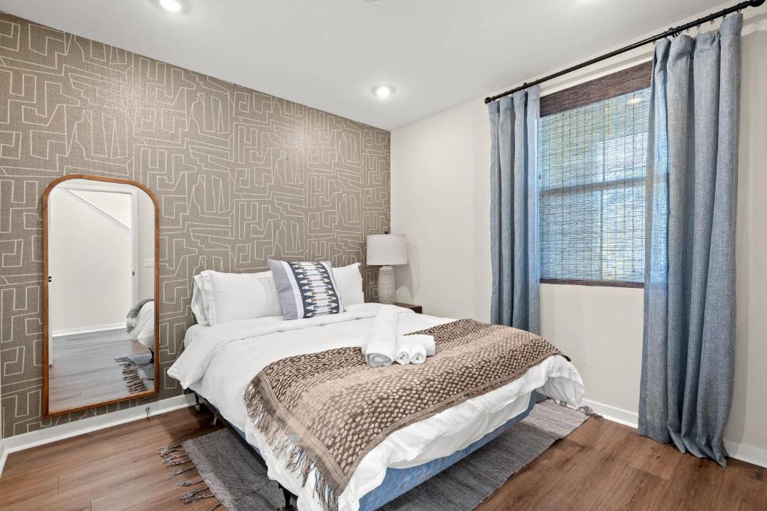 Photo of Bedroom in El Monte