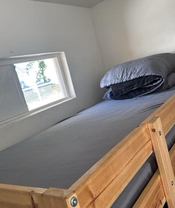 Photo of Bedroom in Pico - Robertson
