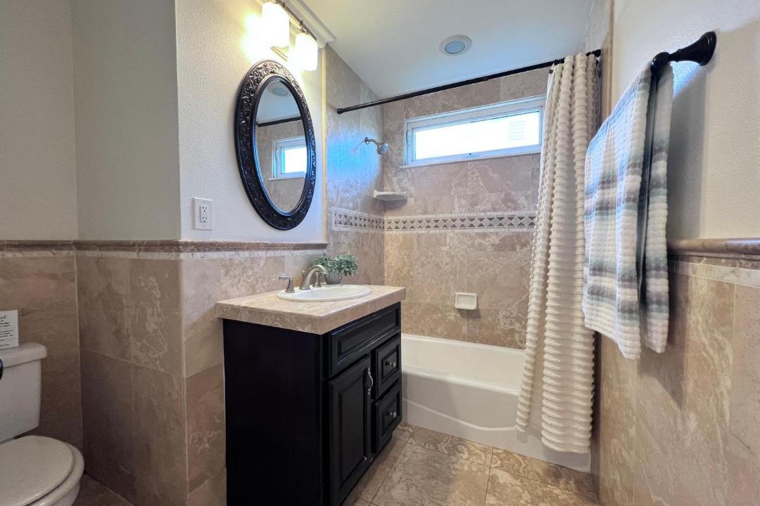 Photo of Bathroom in Orange