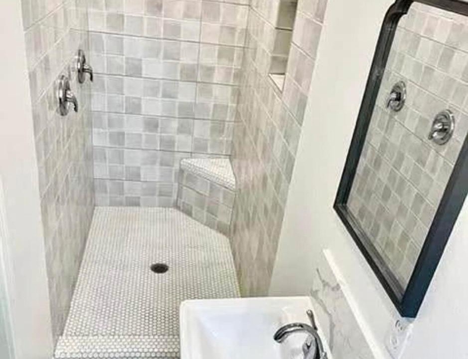 Photo of Bathroom in Baker Street