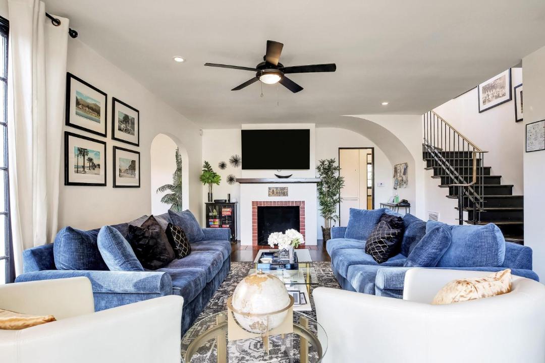 Photo of Livingroom in West Beach