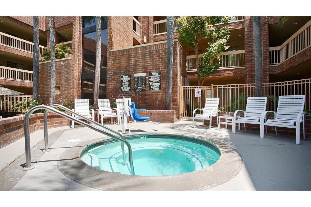 Photo of Patio Balcony in Orange