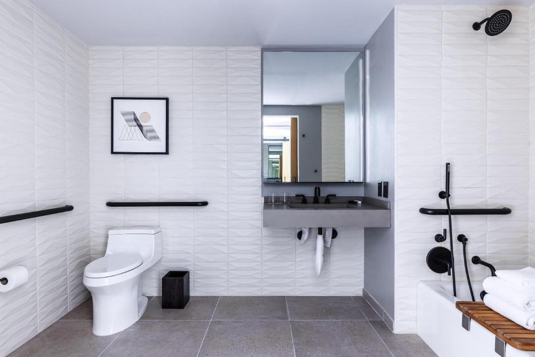 Photo of Bathroom in Lucerne - Higuera