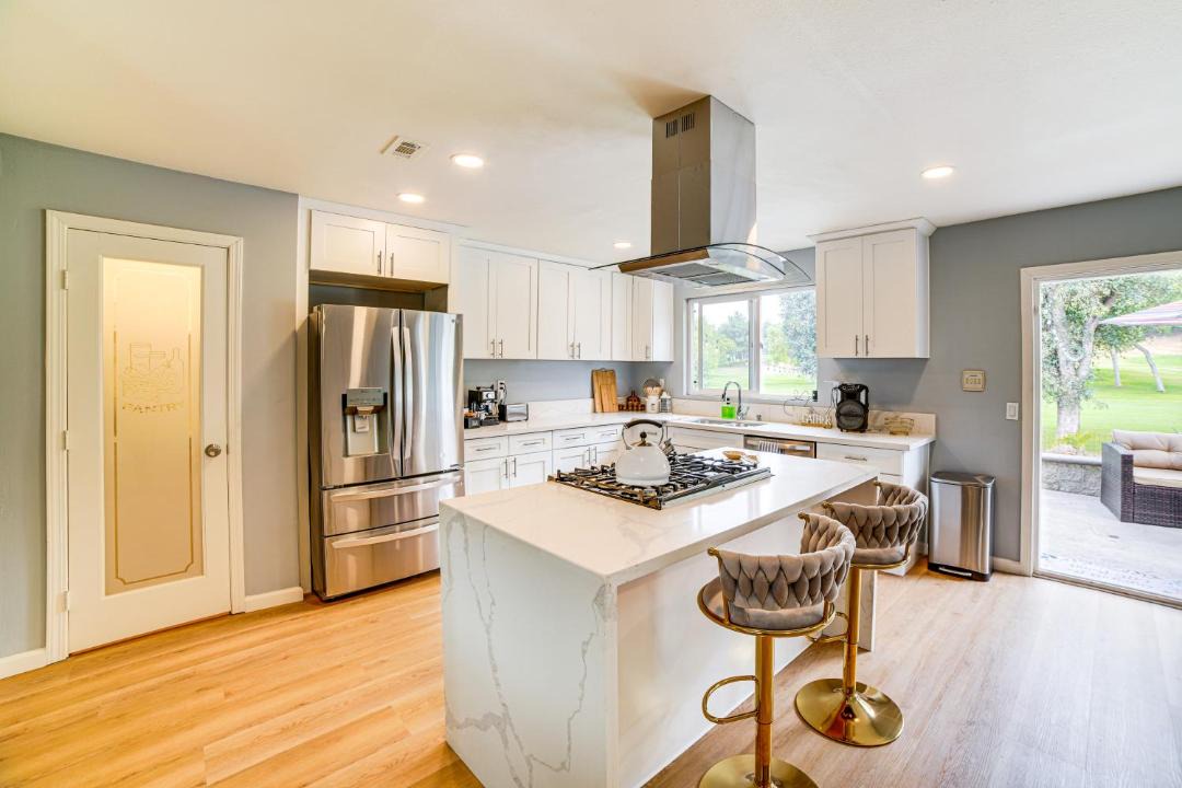 Photo of Kitchen in Corona