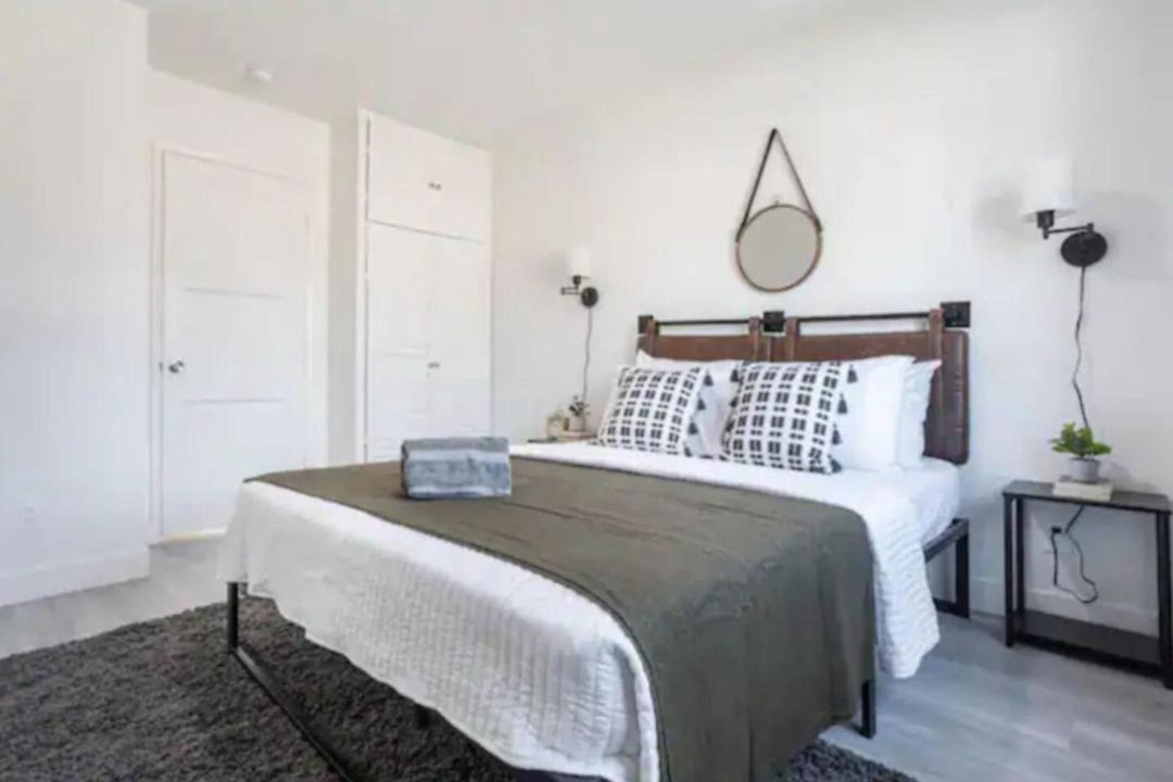 Photo of Bedroom in Panorama City