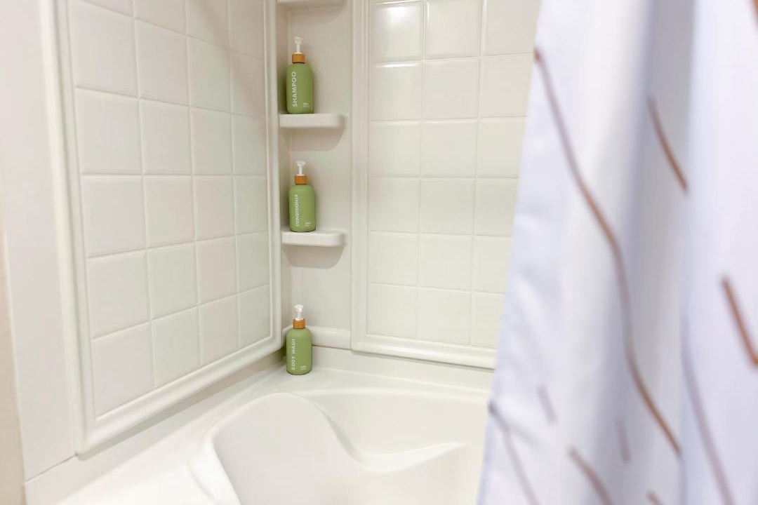 Photo of Bathroom in Mid-Wilshire
