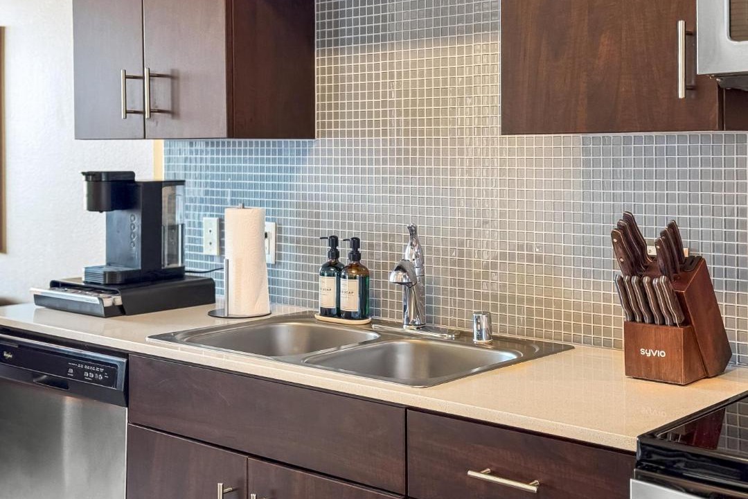 Photo of Kitchen in Mid-Wilshire