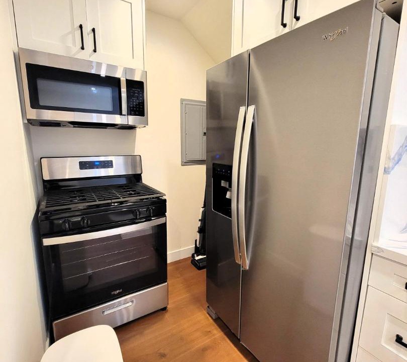 Photo of Kitchen in Pico - Robertson