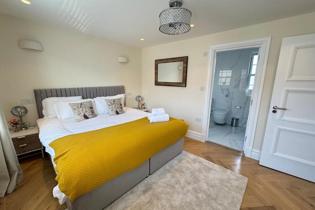 Photo of Bedroom in Kilburn